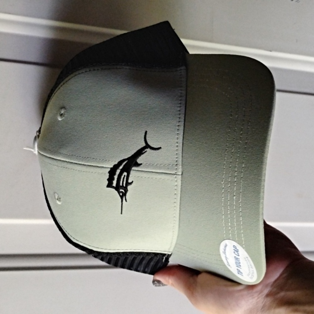 Tommy bahama embroidered swordfish sage green cap